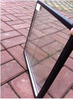 het geïsoleerde gordijn glas van de de bouwkleur